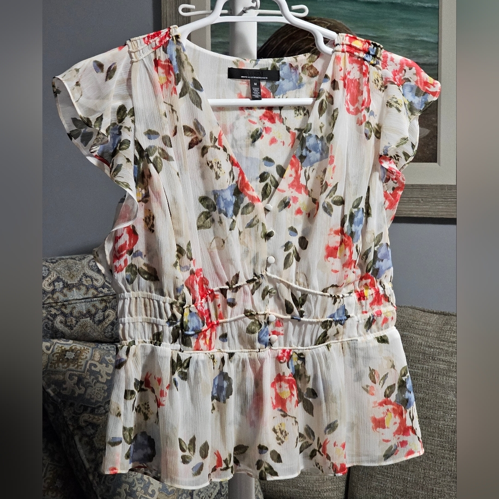 White House Black Market Flutter-Sleeve Blouse Size Medium - Picture 1 of 10